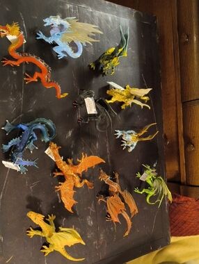 Assorted Multicolor Dungeon & Dragon Figures Fantasy Board Game Accessories Toys